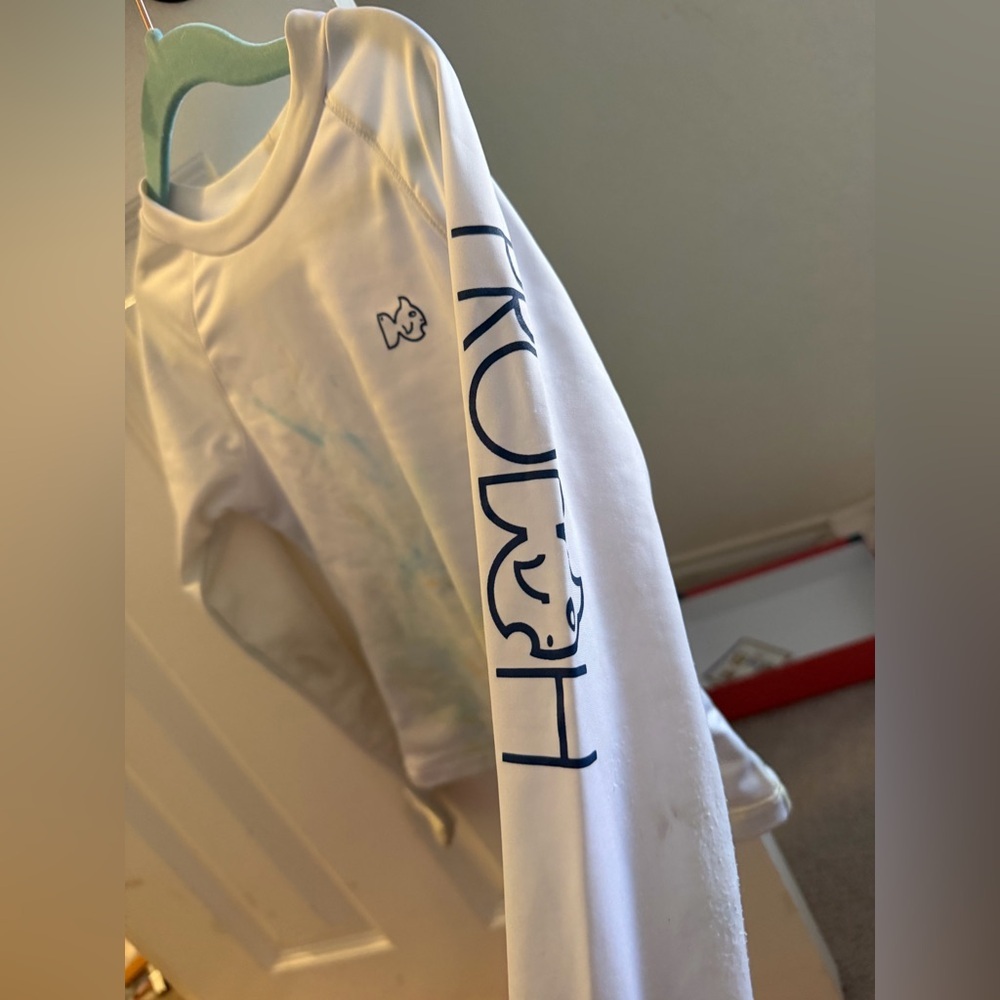 Play condition prodoh size 5 white rash guard
Stains and pilling on the sleeves - Picture 4 of 6